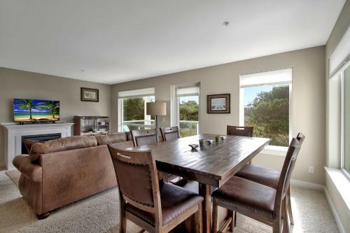 1324 Vacations By The Sea