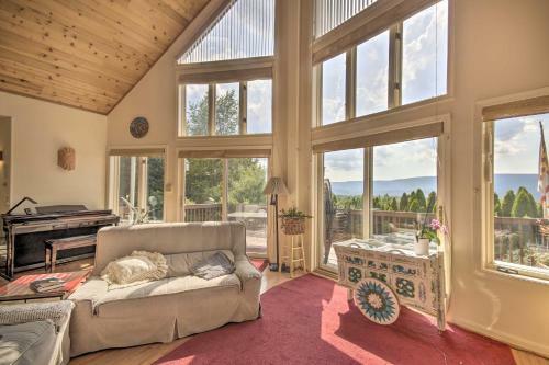 Hilltop Gerrardstown Home With Mtn View And Deck!