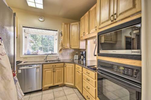Hilltop Gerrardstown Home With Mtn View And Deck!