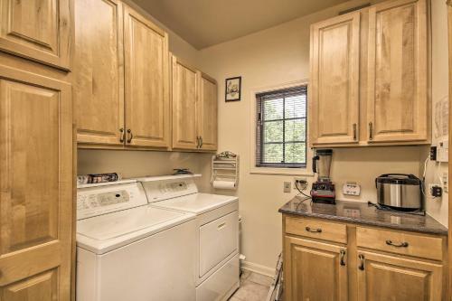 Hilltop Gerrardstown Home With Mtn View And Deck!