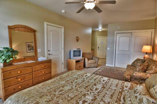 Apartamento Unit 411b 1bd 1ba Efficiency Condo Condo