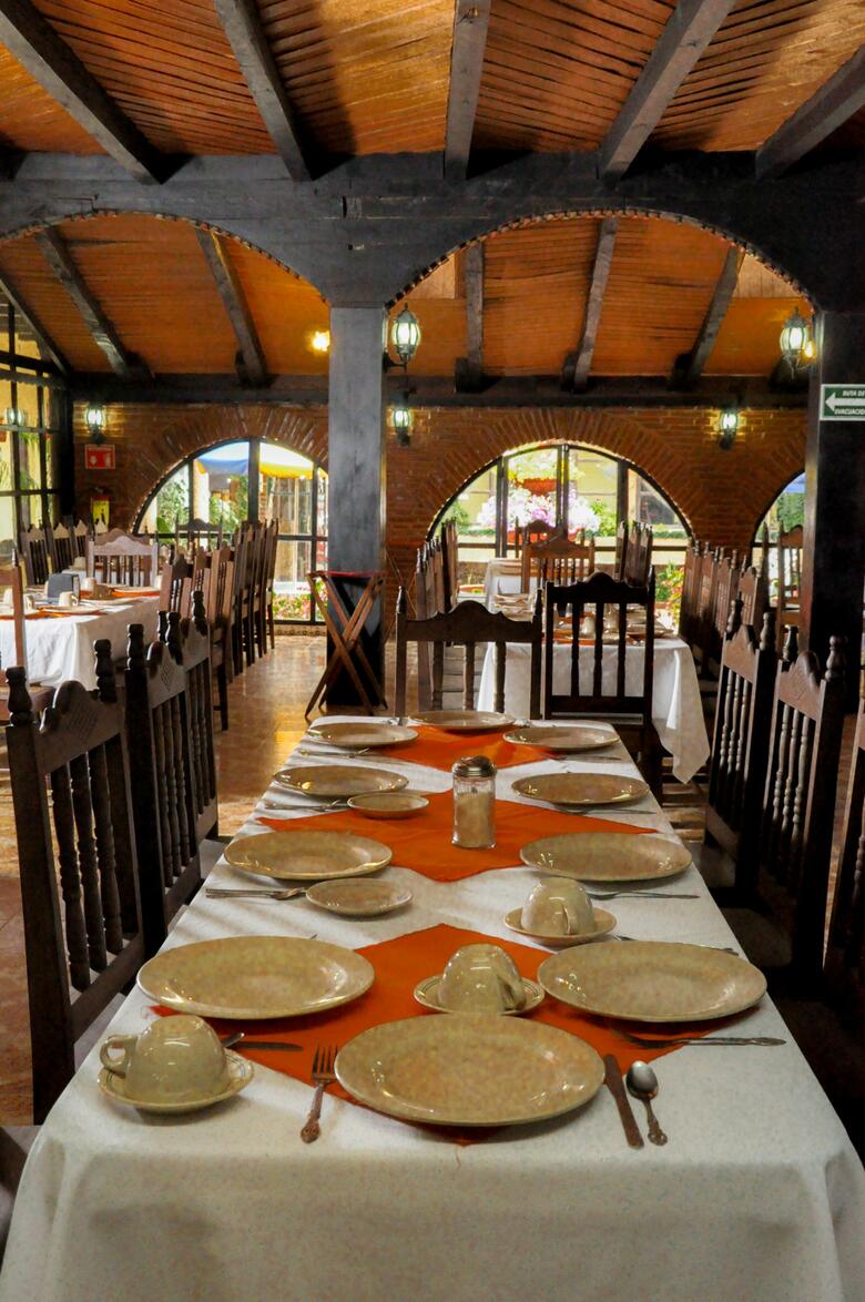 Hotel Palacio De Moctezuma
