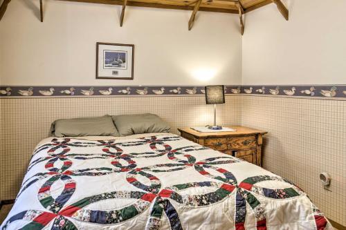 Cranberry And Wine Farm Home With Trail Access!