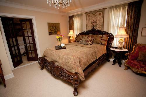 Westphal Mansion Inn Bed & Breakfast