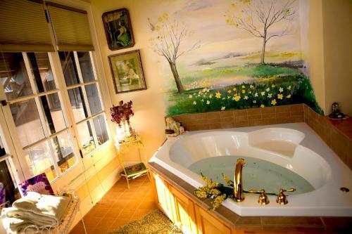 Westphal Mansion Inn Bed & Breakfast