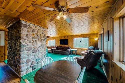 Mitten Lake Retreat