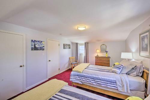 Cozy Manitowoc Home - Block To Lake Michigan!