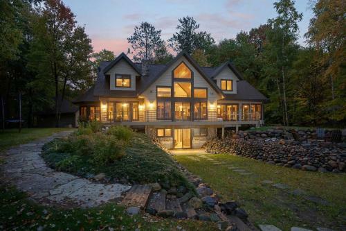Lakefront Hayward Home With Fire Pit By Ski Trails!