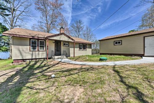 Remodeled Rice Lake Hideaway Home With Dock And Deck