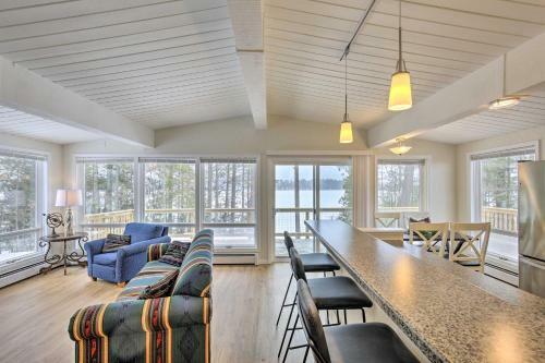 Lakefront Home With Deck, 8 Mi To Rhinelander!