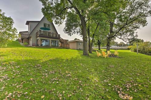 Rock River Waterfront Cabin Dock And Game Room