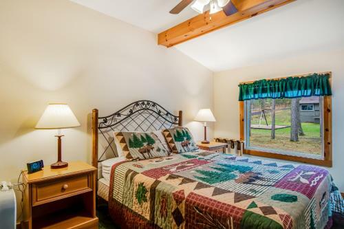 Cedaroma Cabin 4