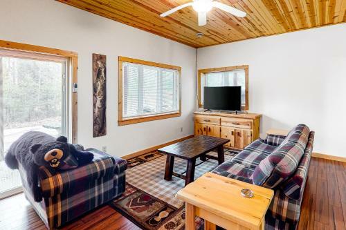 Cedaroma Log-home 11