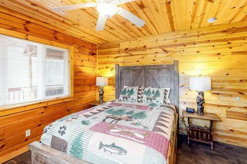 Cedaroma Log-home 11