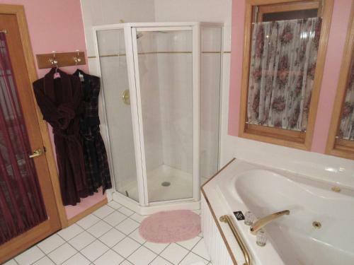 Lilac Village Bed & Breakfast