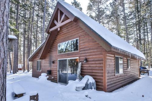 Bear Den Too - Hiller Vacation Homes Cabin