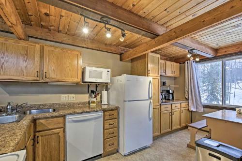 Whitecap Mtn Village Chalet Explore Wi Waterfalls