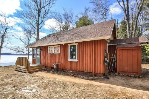 Wolves Lair - Hiller Vacation Homes Cabin