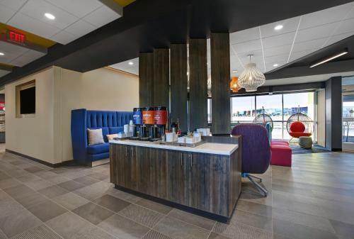 Hotel Tru By Hilton Stoughton