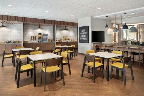 Hotel Fairfield Inn & Suites By Marriott Milwaukee West