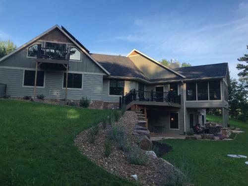 Bed & Breakfast Inn At The River