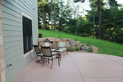 Bed & Breakfast Inn At The River