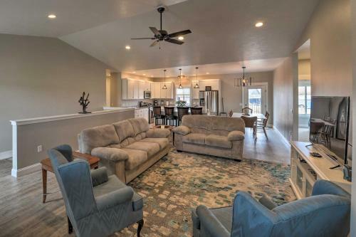 Cody Home 10 Min From Buffalo Bill Center!