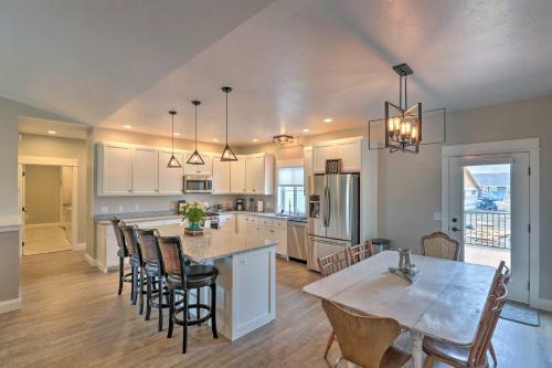 Cody Home 10 Min From Buffalo Bill Center!