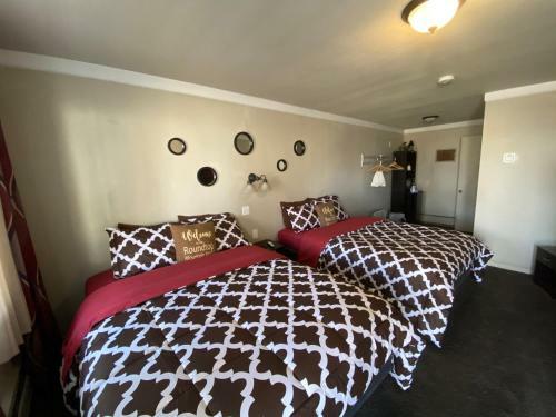 Hotel Roundtop Mountain Vista - Cabins And Motel