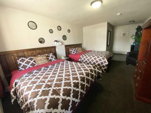 Hotel Roundtop Mountain Vista - Cabins And Motel