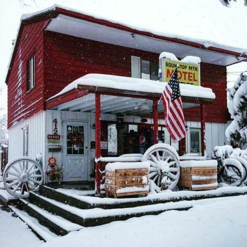 Hotel Roundtop Mountain Vista - Cabins And Motel