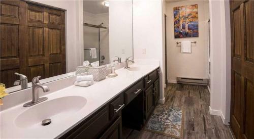 Apartamento Townsend Place A106 Condo