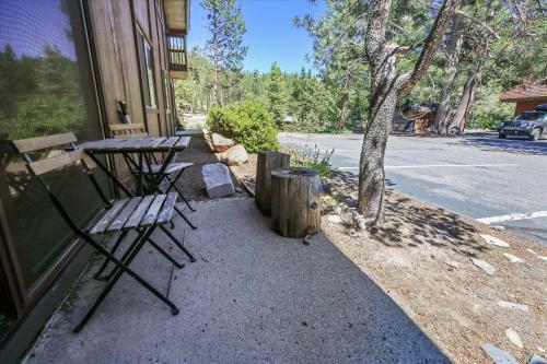Squaw Peak Condo By The Village