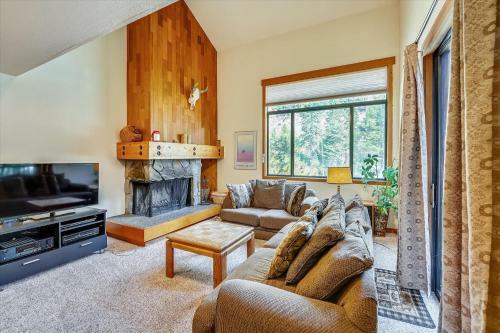 The River View Getaway