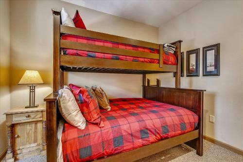 Squaw Valley Escape
