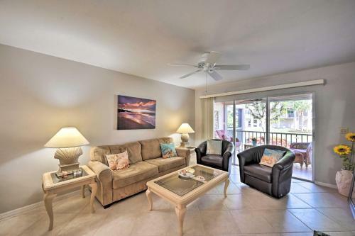 Apartamento Island Oasis With Pool Access, Steps To Beach!