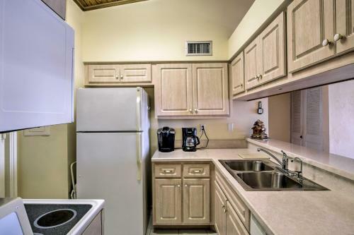 Apartamento Marco Island Condo With Pool, 1 Block To Beach!