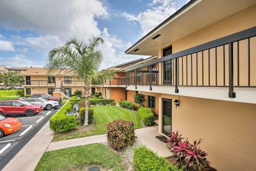 Apartamento Marco Island Condo With Pool, 1 Block To Beach!