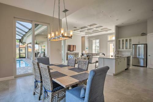 Canalfront Home - Walk 2 Blocks To Tigertail Beach
