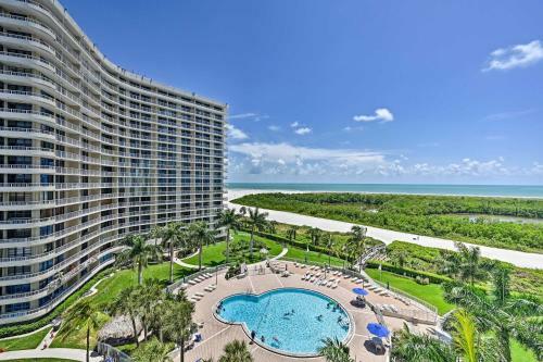 Apartamento Resort Condo With Balcony And Stunning Ocean Views!