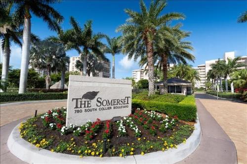 Apartamento Som 813 - Somerset Condo