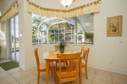 Buccan1570 - 1570 Buccaneer Ct Home