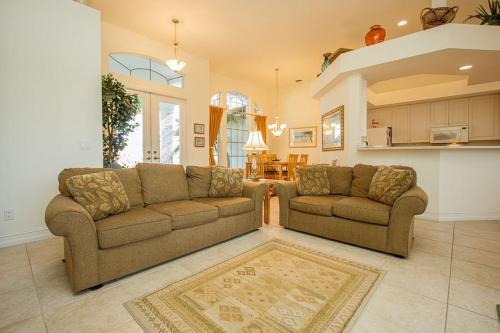 Buccan1570 - 1570 Buccaneer Ct Home