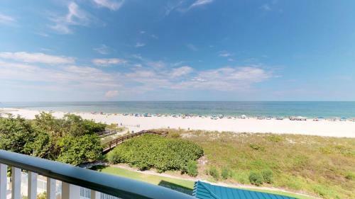 Recently Renovated Beachfront Gem In Paradise!