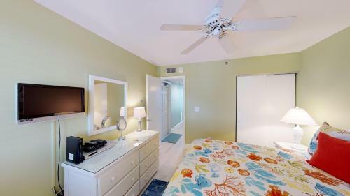 Recently Renovated Beachfront Gem In Paradise!