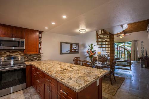 Kamaole Sands 3-404 - Two Bedroom Condo
