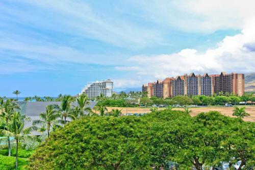 Large 2 Bed, 2 Bath Corner Villa At Beach Villas At Ko Olina Ot210