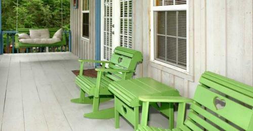 Country Cottage - 2 Bedrooms, 1 Baths, Sleeps 6 Cabin
