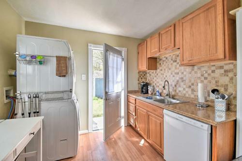 Attractive Hampton Cottage Less Than 3 Mi To Downtown