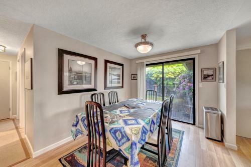 2 Bed 1 Bath Vacation Home In Newport